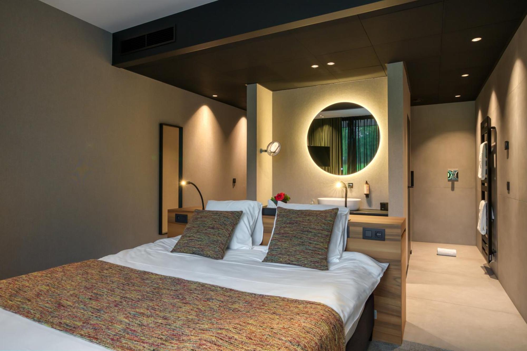 Aux Etangs - Hotel Battice Екстер'єр фото